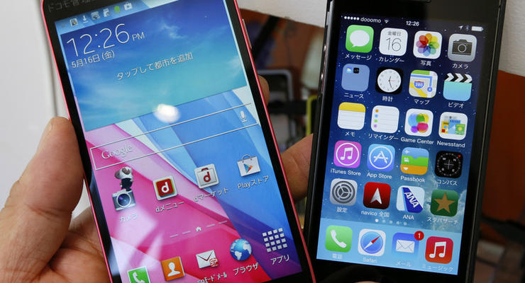 Samsung скопировал iPhone, разница лишь в экране – топ-менеджер Apple