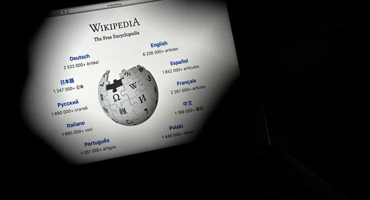 Китаянка 10 років писала у Вікіпедію фейкові статті про Росію