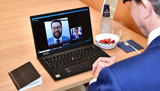 Что делать, если вы пролили напитки на ноутбук – инструкция