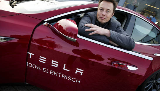 Бывшая Илона Маска заработала на его фото и подарках более 165 тыс долл