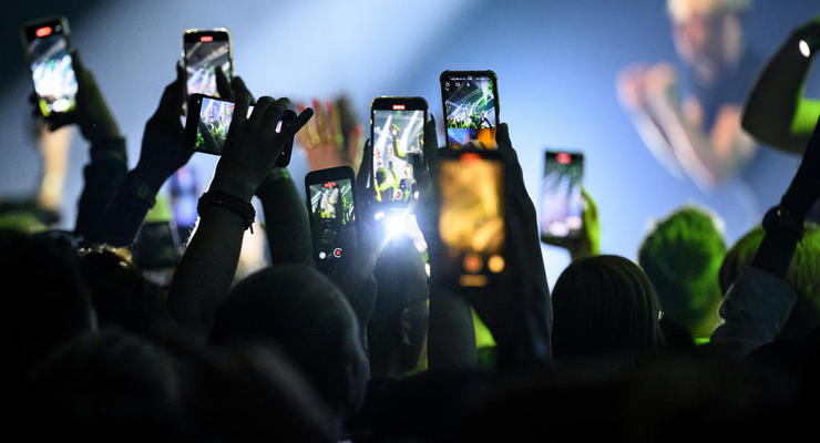 Вышел "самый громкий смартфон в истории": фото и характеристики