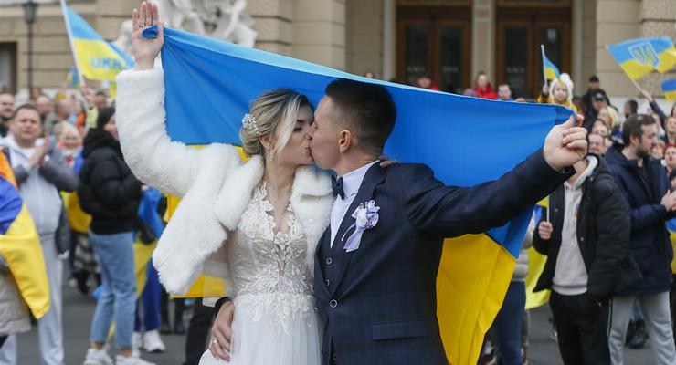 В Украине свадьбы и разводы могут перенести в метавселенную