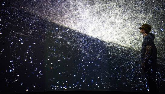 В Китае на работу нанимают "виртуальных" людей всего за 14 тыс долл в год