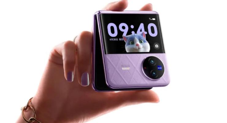 Презентована сенсорная раскладушка Vivo X Flip: батарея лучше, чем у Samsung