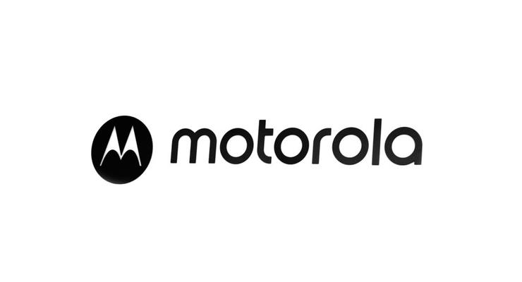 У Motorola вышли новые смарт-часы: фото и интересные характеристики