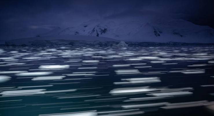 Украинские полярники показали редкое явление в Антарктике