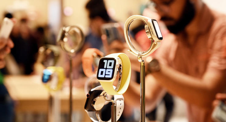 Дуже схожий на Apple Watch: представлено смарт-годинник Redmi Watch 3 Lite