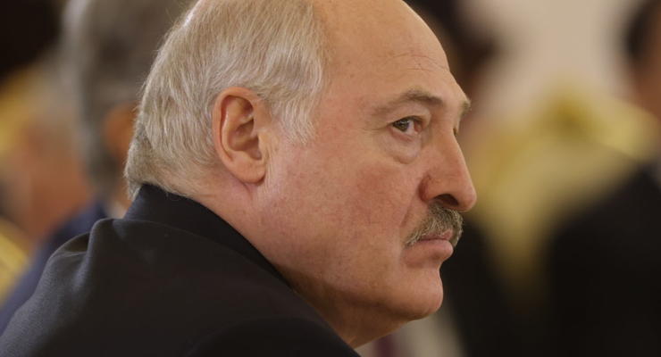 Аденовірус у Лукашенка: що це таке і які наслідки