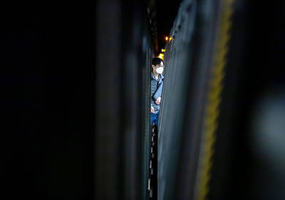 Конец карантина: нужны ли теперь сертификаты и прививки от коронавируса