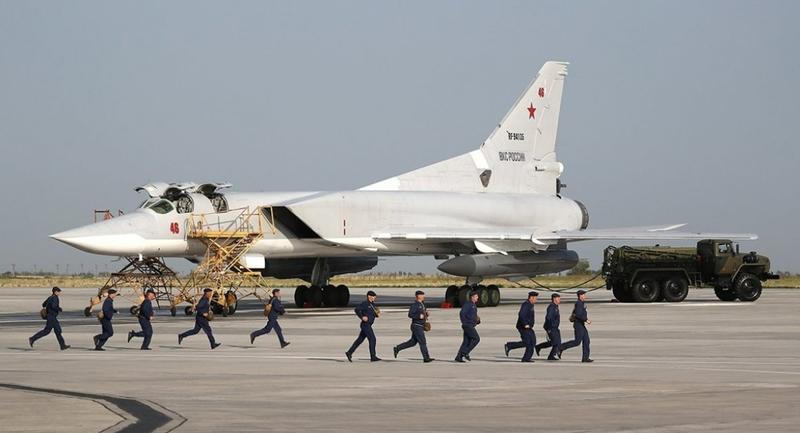 Ту-22 с ракетой - фото defence-ua.com