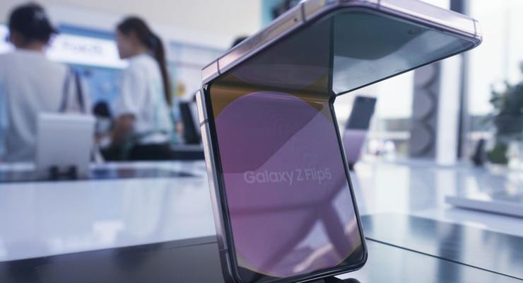 Новый Samsung Galaxy Flip 5 получил 7,5 баллов по ремонту