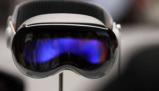 Apple готовит "дешевую" замену смартфонам и компьютерам