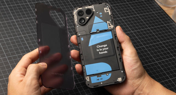 Найнадійніші та найлегші в ремонті смартфони: блогер назвав моделі