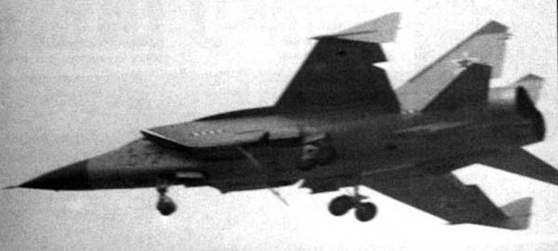 МіГ-31Д на випробуваннях наприкінці 1980 років - фото defence-ua.com