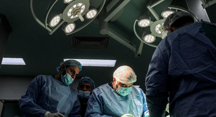 Против потери крови и смерти: ученые изобрели клей для хирургических операций