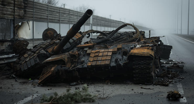 Мощные взрывы и пламя: Сырский показал новое видео ударов ВСУ по оккупантам