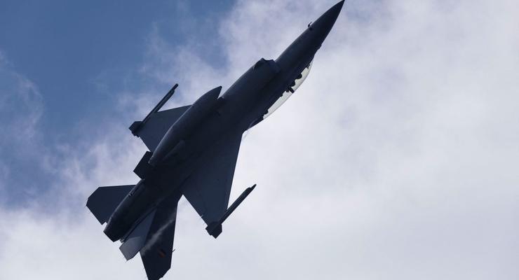 Перелом війни: скільки F-16 для України можуть змінити ситуацію