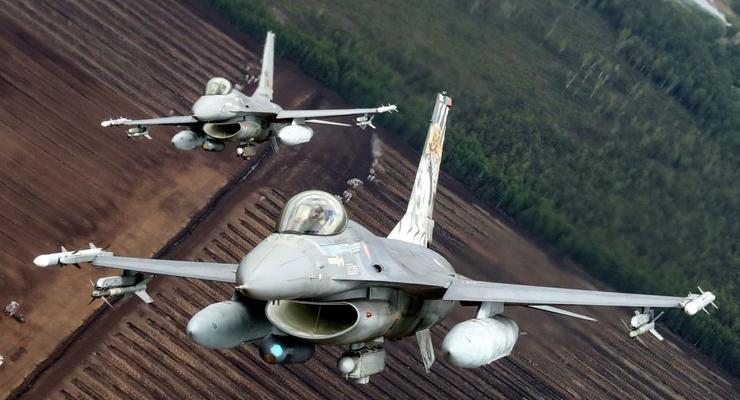 Довгоочікувані F-16: у Повітряних силах ЗСУ розповіли про підготовку пілотів