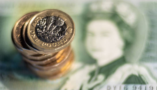 Женщина сорвала "джекпот" после покупки тайной коробки