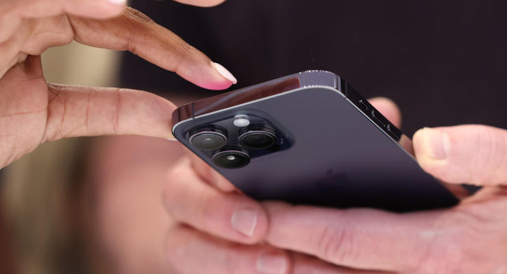 Apple раскрыла секрет тестов iPhone на надежность