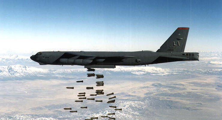 Договір з Росією призупинений: США повернуть на бомбардувальники ядерну зброю